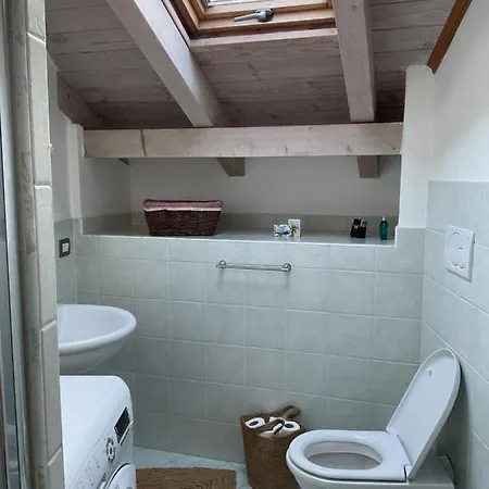 Appartement Mansarda Nel Cuore Di Novi