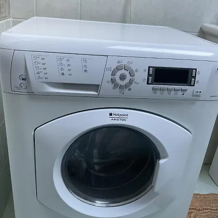 アパート Mansarda Nel Cuore Di Novi