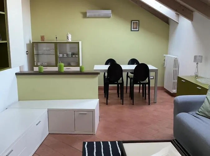 Mansarda Nel Cuore Di Novi